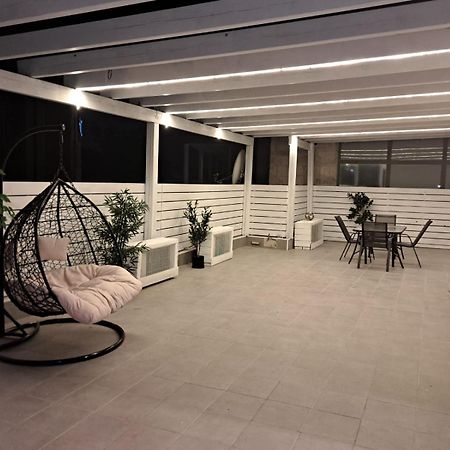 Authentic One Bedroom Apartment In City Center Gerusalemme Esterno foto
