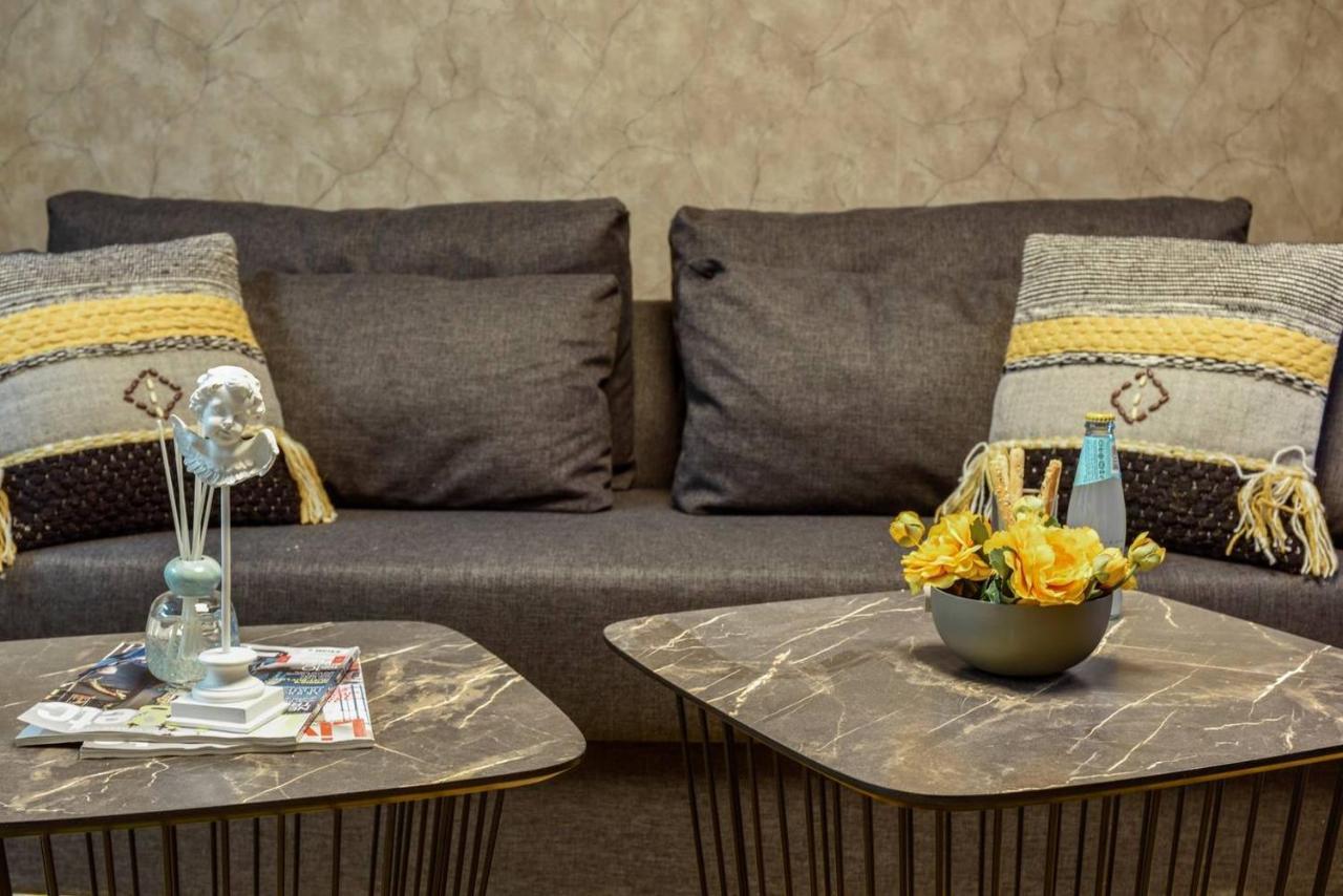 Authentic One Bedroom Apartment In City Center Gerusalemme Esterno foto
