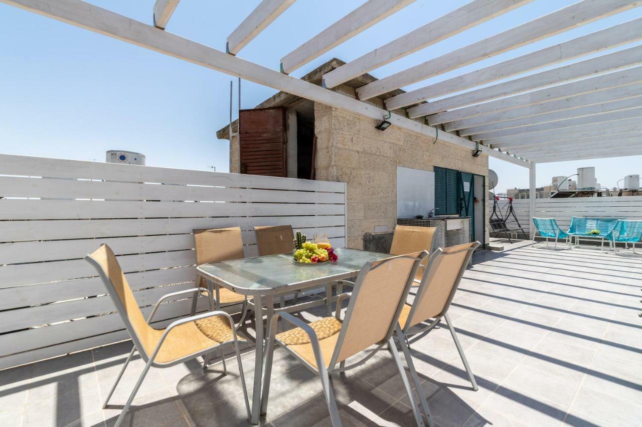 Authentic One Bedroom Apartment In City Center Gerusalemme Esterno foto